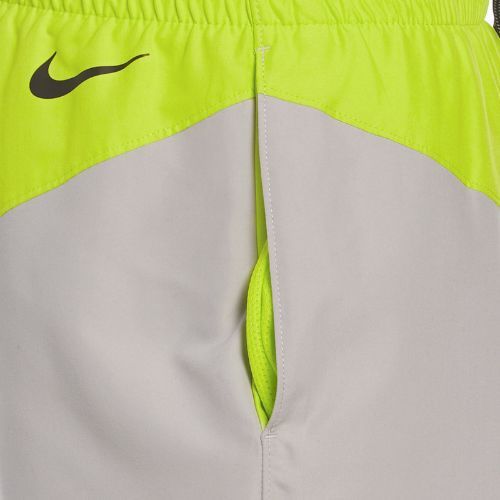 Herren Nike Logo 5" Volley Badeshorts grün NESSC470-001