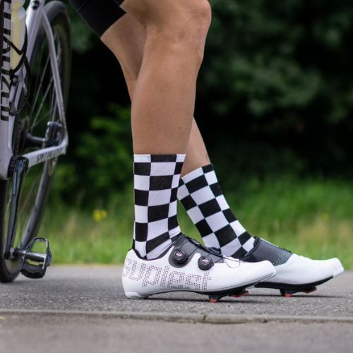 LUXA Squares Fahrradsocken schwarz und weiß LUHE21SSQS