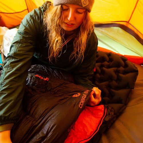 Vango aufblasbare Matte Aotrom anthrazit