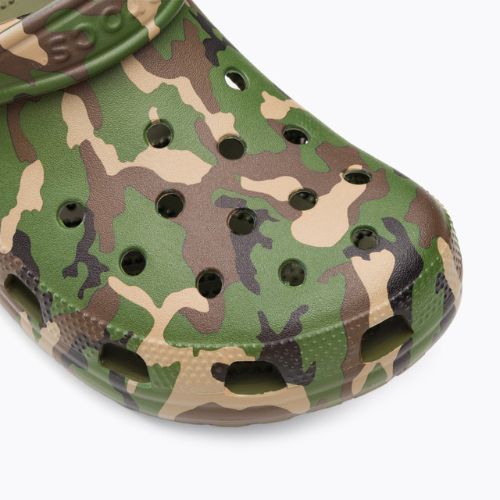 Crocs Classic Printed Camo Clog armeegrün/multi flip-flops