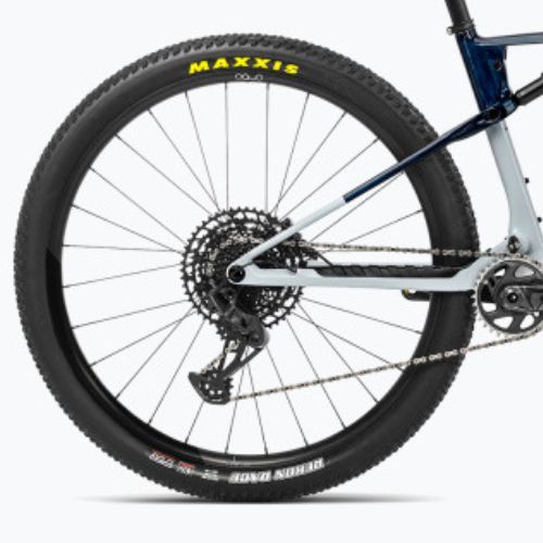 Orbea Oiz M20 2023 halo silber/blau carbon view Mountainbike