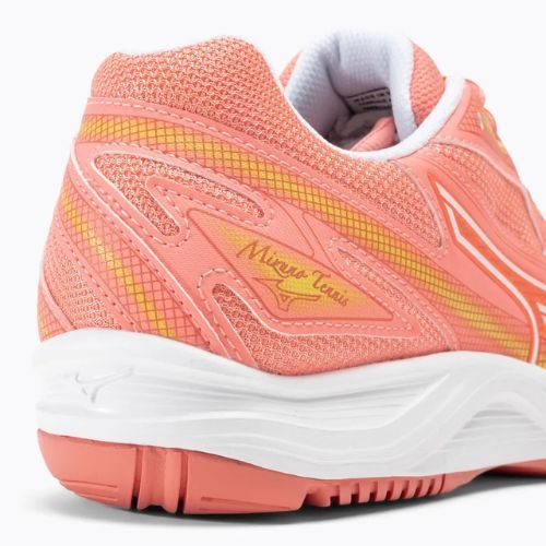 Damen Tennisschuhe Mizuno Break Shot 4 AC candy coral / weiß / fusion coral