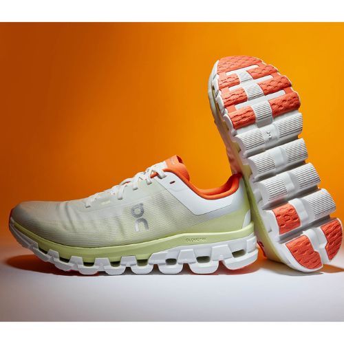 Herren Laufschuhe On Cloudflow 4 weiß/heu