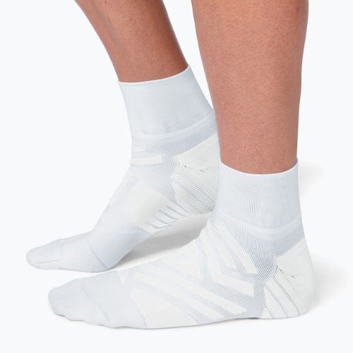 On Running Performance Mid Herren Laufsocken weiß/elfenbein