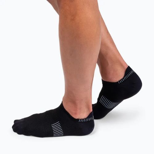 Men's On Ultralight Low schwarz/weiß Laufsocken