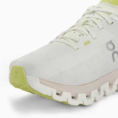 Damen On Cloudflow 4 weiß/sand Laufschuhe