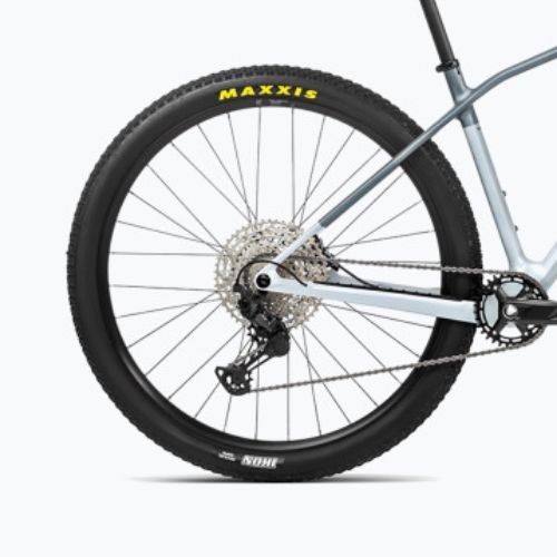 Orbea Alma M50 2023 halo silber/shark grau Mountainbike
