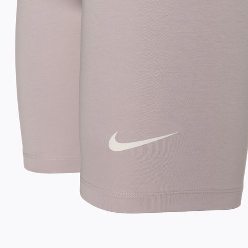 Nike Sportswear Classic High-Waisted 8" Biker-Shorts für Frauen Platinviolett/Segel