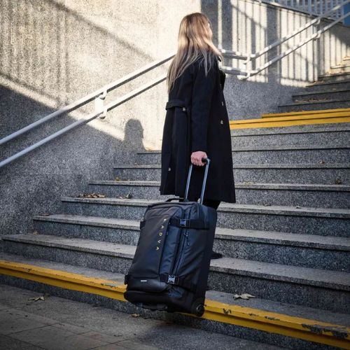 Mittlere Reisetasche KADVA Lazio 74 l schwarz