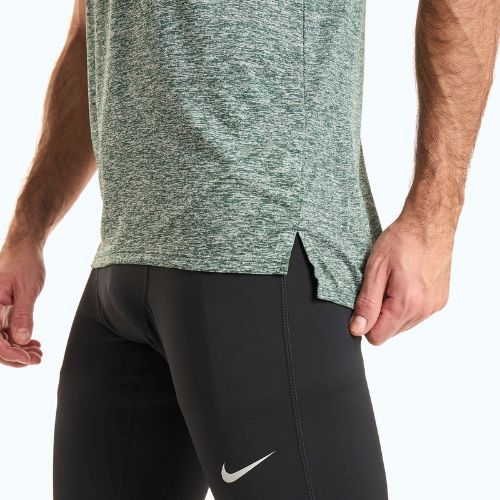 Nike Dri-Fit Rise 365 Herren Laufshirt Vintage Grün/Leder