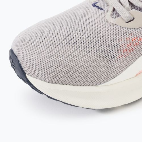 Nike Downshifter 13 Herren Laufschuhe Helles Eisenerz/Total Orange/Segel/Donnerblau