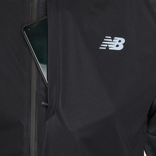 Laufjacke Herren New Balance Seasonal Premium Print black