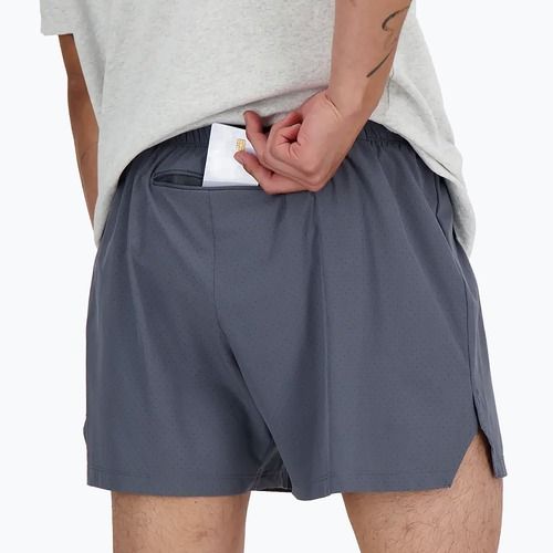 Herren New Balance RC Seamless 5" Shorts graphit