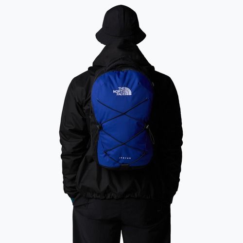 The North Face Jester 28 l blau/schwarz/silberner urbaner Rucksack