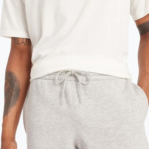 Herren New Balance Fleece Short 9" sportlich grau