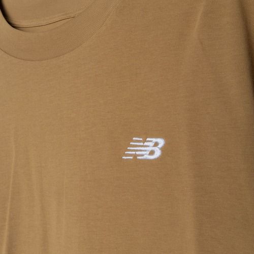 Herren New Balance Small Logo große Ebenen T-Shirt