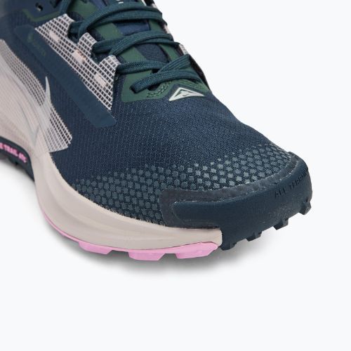 Nike Pegasus Trail 5 GTX Damen Laufschuhe Armory Navy/ Metallic Silber
