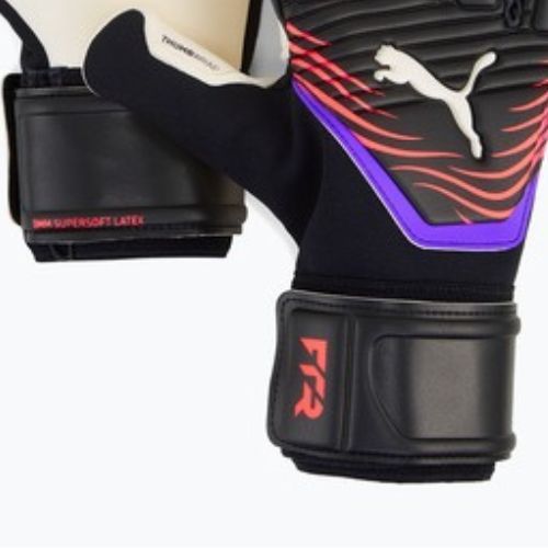 Torwarthandschuhe PUMA Future Pro Hybrid puma black/glowing red/purple glimmer