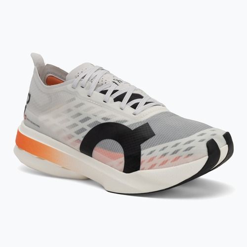 On Cloudboom Strike Damen Laufschuhe weiß/schwarz