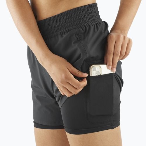 Laufshorts Damen Salomon SHAKEout Core 2IN1 4" deep black