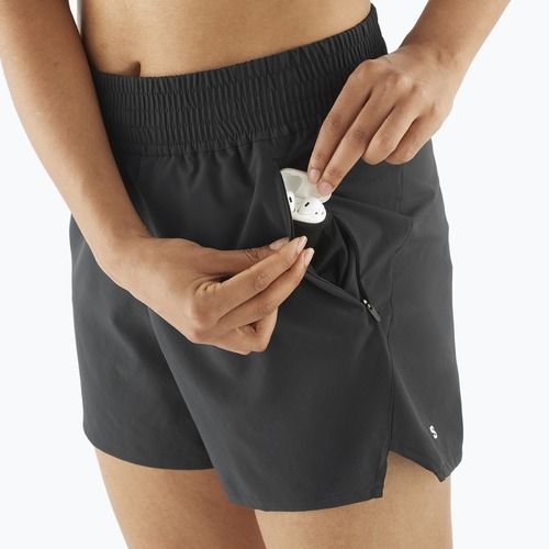 Laufshorts Damen Salomon SHAKEout Core 4" deep black