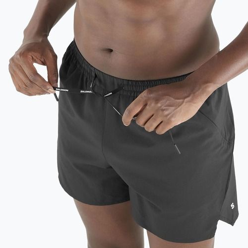 Laufshorts Herren Salomon SHAKEout Core 5" deep black