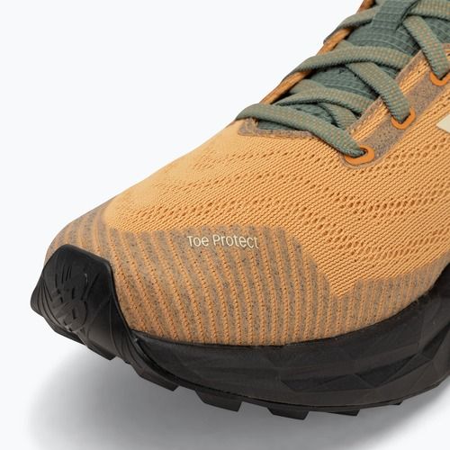 Laufschuhe Herren New Balance FuelCell Venym dried apricot