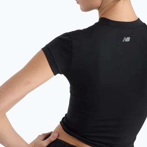 Frauen New Balance Define Fitted schwarzes T-shirt