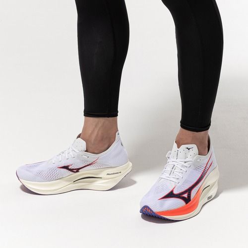 Mizuno Wave Rebellion Pro 3 Laufschuh weiß/baritonblau/feurig cora