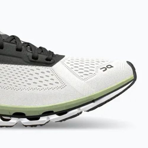 Women's On Cloudboom weiß/schwarz Laufschuhe