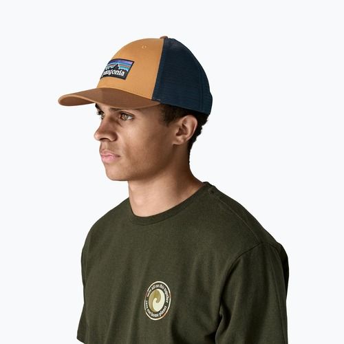Patagonia P-6 Logo LoPro Trucker Baseballmütze Talon gold