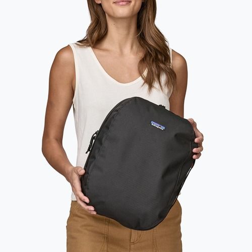 Patagonia Black Hole Cube schwarz / schwarz Kosmetiktasche