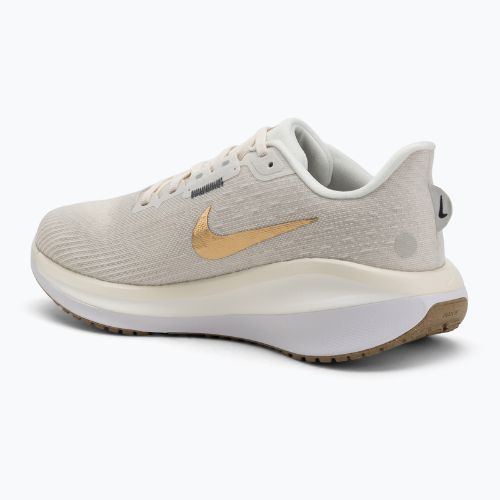 Damen-Laufschuhe Nike Vomero 17 phantom/light bone/sail/metallic gold