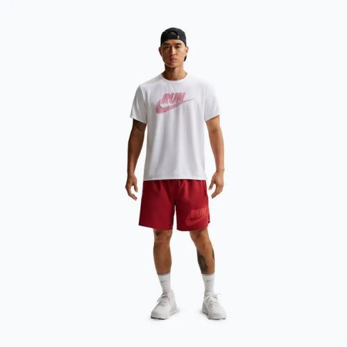 Herren-Shorts Nike Challenger Dri-Fit Brief-Lined 7" team crimson/light crimson