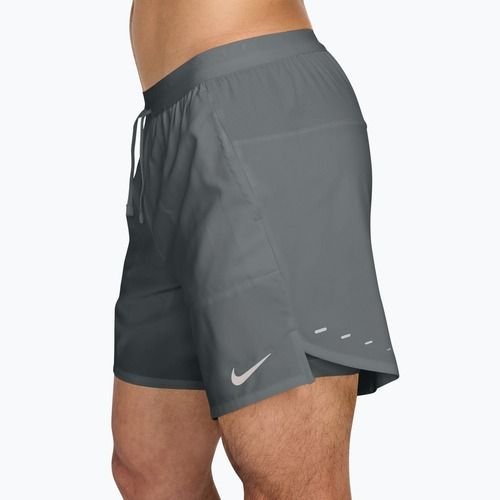 Herren-Laufshorts Nike Stride Dri-Fit 2in1 7" smoke grey
