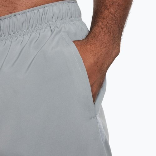 Herren-Shorts Nike Dri-Fit Challenger 5" 2in1 smoke grey/dark smoke grey