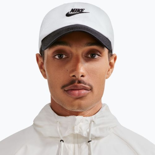 Basecap Nike Club Unstructured Futura Wash white/black/black