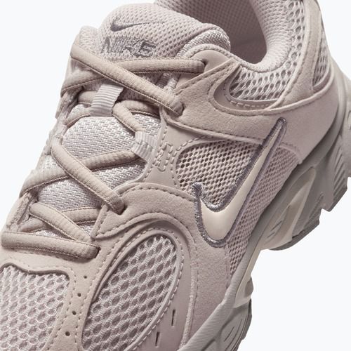 Schuhe Nike V5 Runner Suede moon particle/light orewood brown