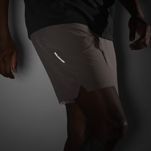 Salomon Shakeout Core Herren Laufshorts 2IN1 7" No Liner iron