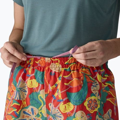 Damen Shorts Patagonia Baggies 5" tropiclimb/hot ember
