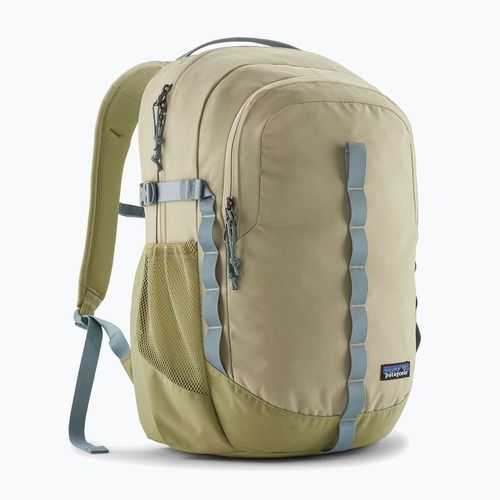 City-Rucksack Patagonia Refugio Day 26 l weathered stone