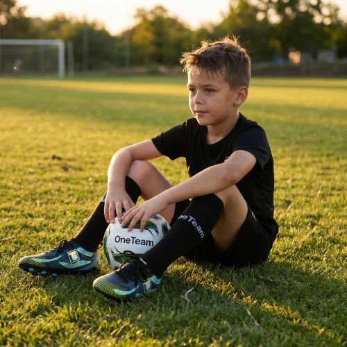 Kinder-Fußballset OneTeam Precision Set Trikot und Shorts schwarz