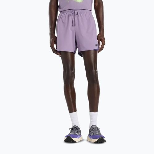 Laufshorts Herren New Balance Schuhe Run Essentials 5" condied violet