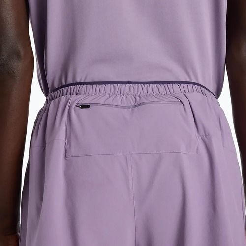 Laufshorts Herren New Balance Schuhe Run Essentials 5" condied violet