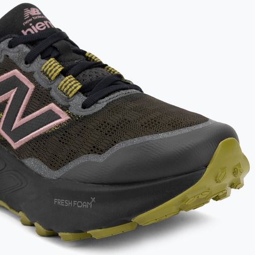 Damen-Laufschuhe New Balance Fresh Foam X Hierro V9 faded black/rosewood