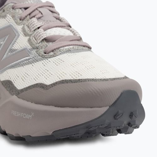 Damen-Laufschuhe New Balance Fresh Foam X Hierro V9 sea salt/truffle salt