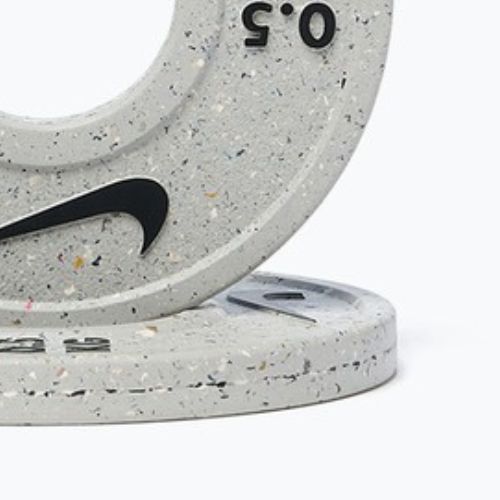 Gewichtszusatz Nike Strength Grind Change Plates 2 x 0,5 kg wolf grey