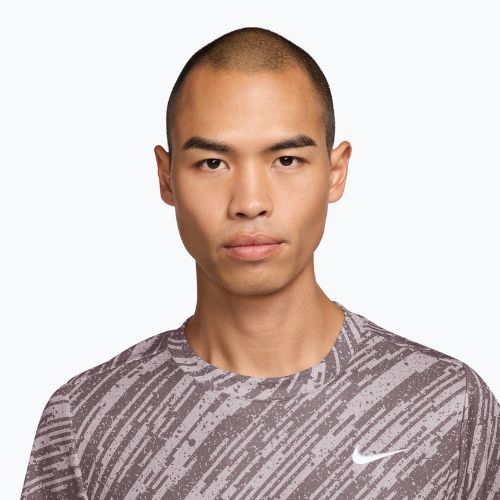 Herren-Tennisshirt Nike Court Dri-Fit Victory Print platinum violet/white