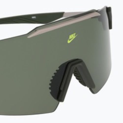 Sonnenbrille Nike Limitless Shield sequoia/green