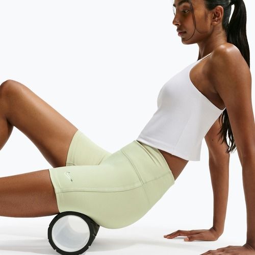 Damen-Shorts Nike One Biker 5" olive aura